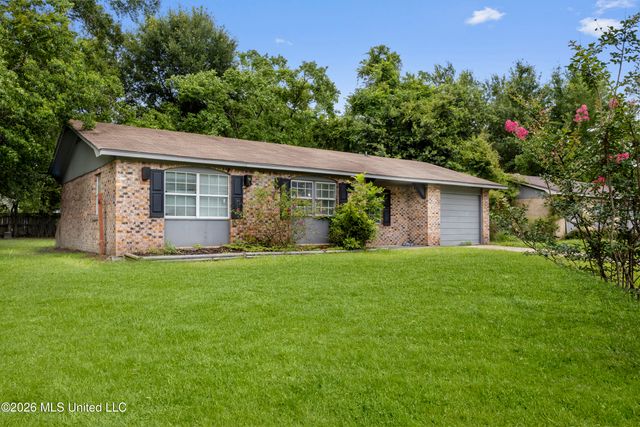 2124 Chestwood Road, Gautier, MS 39553