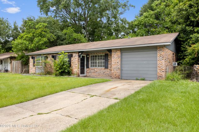 2124 Chestwood Road, Gautier, MS 39553