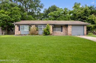 2124 Chestwood Road, Gautier, MS 39553