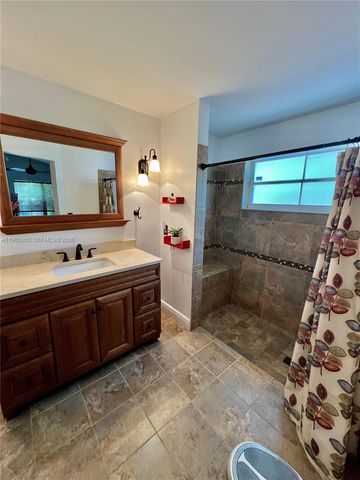 2102 NW 193rd Avenue, Pembroke Pines, FL 33029