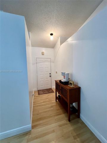 2102 NW 193rd Avenue, Pembroke Pines, FL 33029