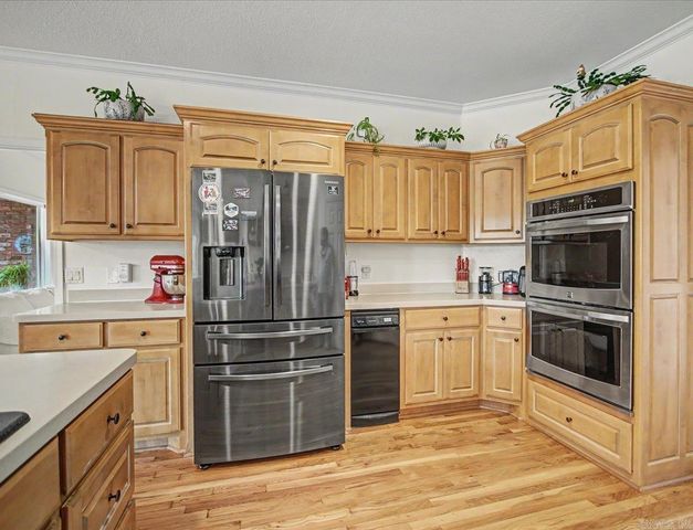 200 Gardens Gate Circle, Hot Springs, AR 71913