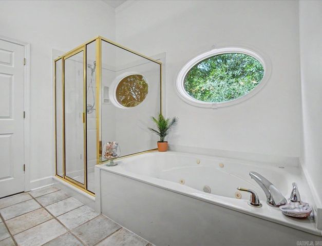 200 Gardens Gate Circle, Hot Springs, AR 71913