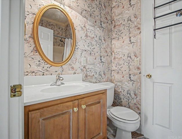 200 Gardens Gate Circle, Hot Springs, AR 71913
