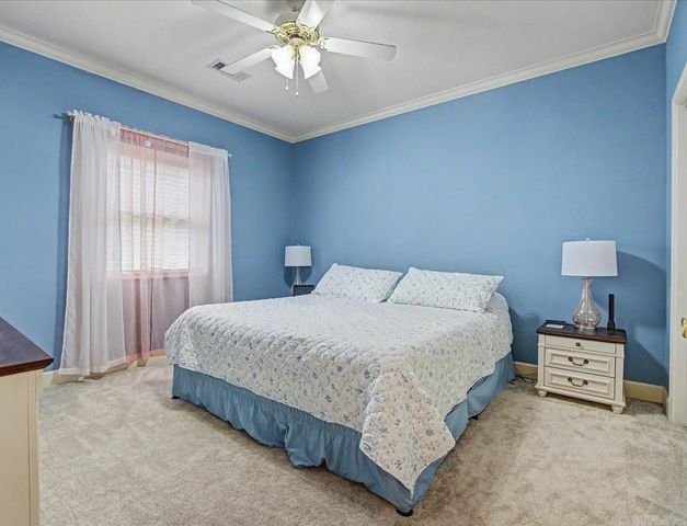 200 Gardens Gate Circle, Hot Springs, AR 71913