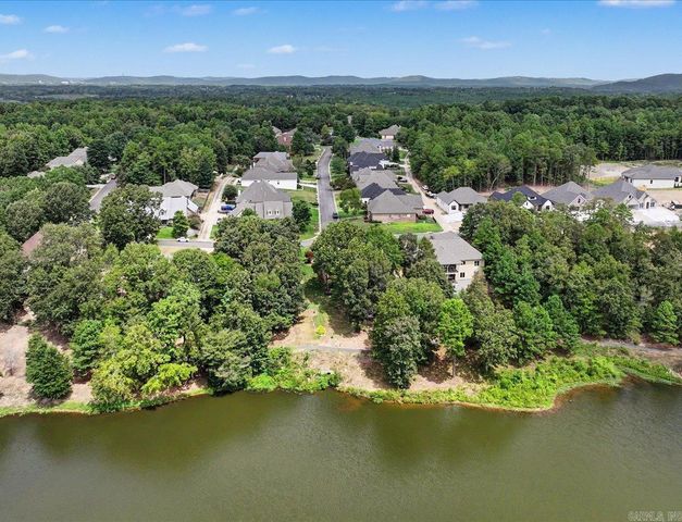 200 Gardens Gate Circle, Hot Springs, AR 71913