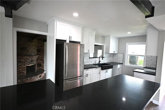 1030 S Pricedale, West Covina, CA 91790