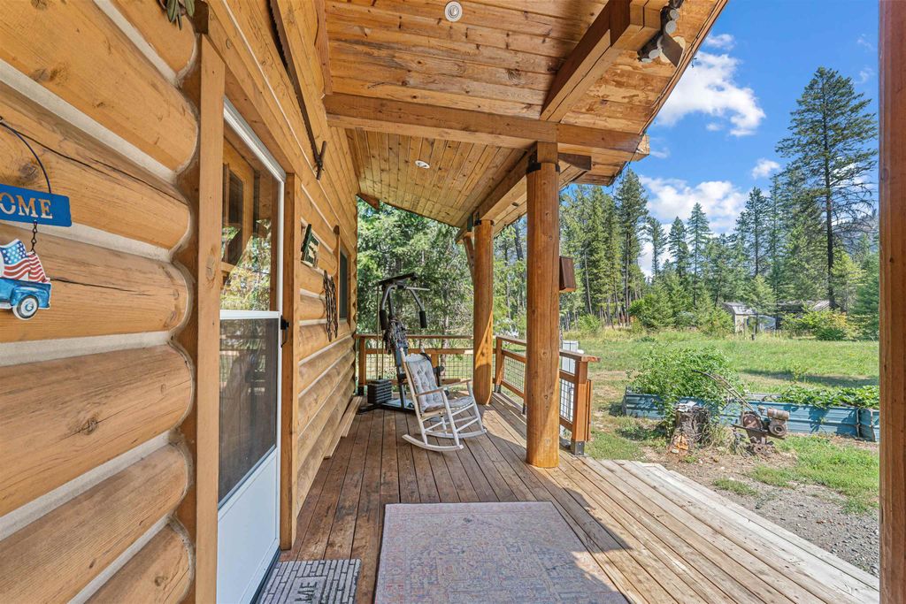 3733V Sand Creek Rd, Kettle Falls, WA 99141 photo 3