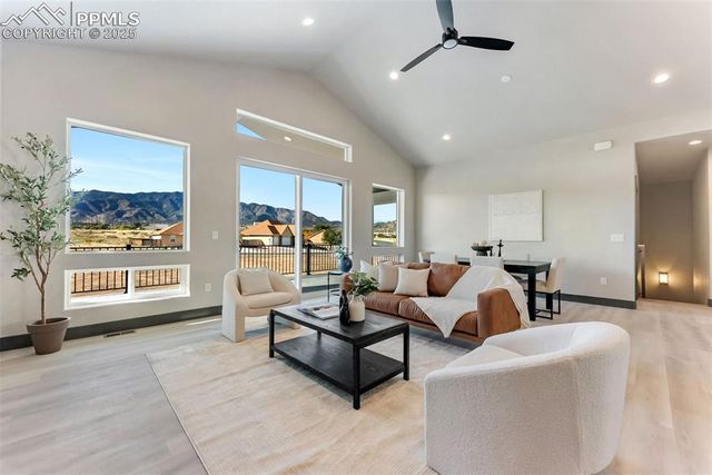 438 Miners Road, Canon City, CO 81212