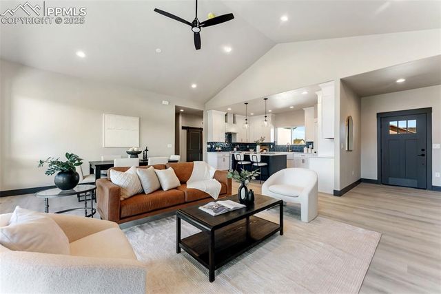 438 Miners Road, Canon City, CO 81212