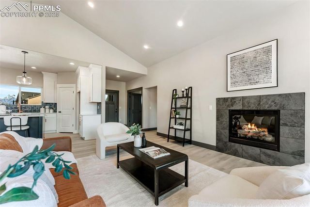 438 Miners Road, Canon City, CO 81212