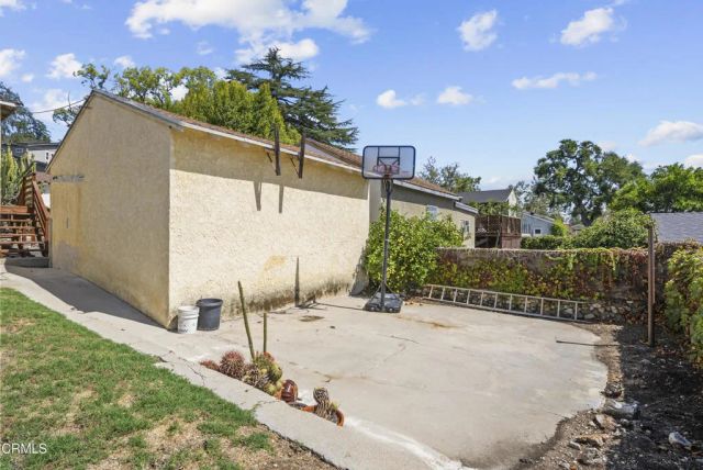 2914 Paraiso Way, La Crescenta, CA 91214