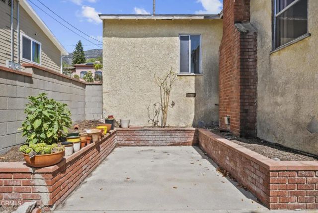 2914 Paraiso Way, La Crescenta, CA 91214