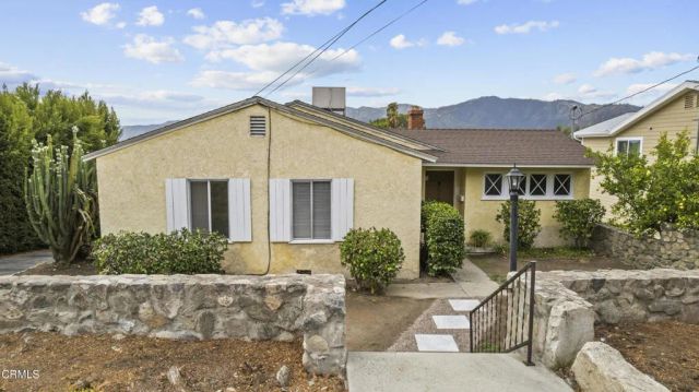 2914 Paraiso Way, La Crescenta, CA 91214