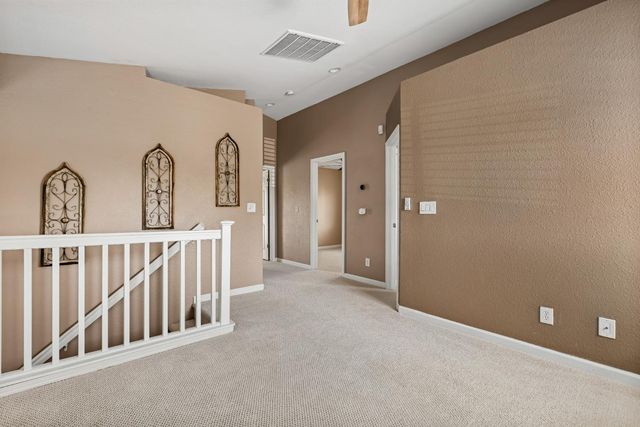 5515 Sage Dr, Rocklin, CA 95765