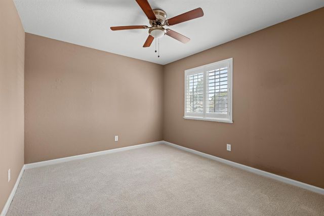 5515 Sage Dr, Rocklin, CA 95765