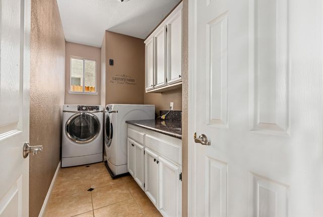 5515 Sage Dr, Rocklin, CA 95765