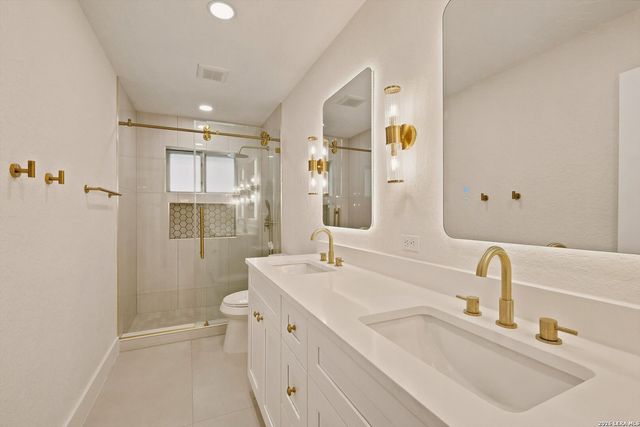 12902 QUEENS FOREST ST, San Antonio, TX 78230