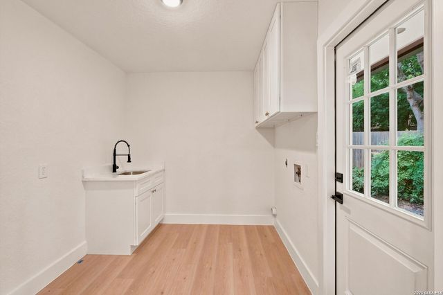 12902 QUEENS FOREST ST, San Antonio, TX 78230