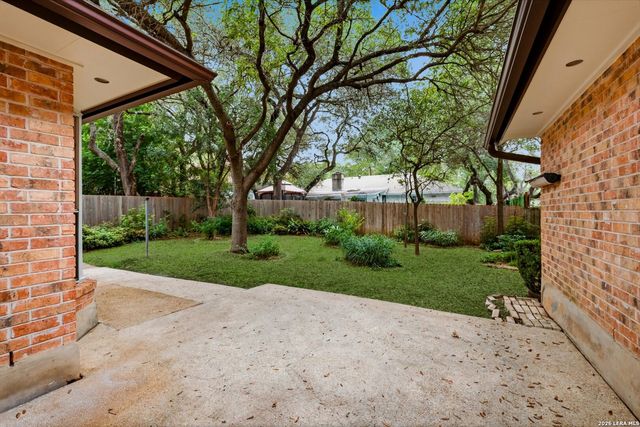 12902 QUEENS FOREST ST, San Antonio, TX 78230