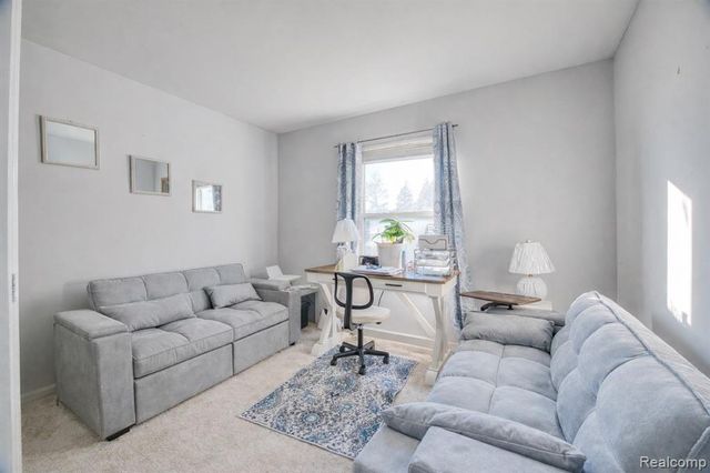 1223 Oaklawn Drive, Pontiac, MI 48341