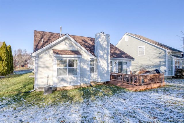 1223 Oaklawn Drive, Pontiac, MI 48341