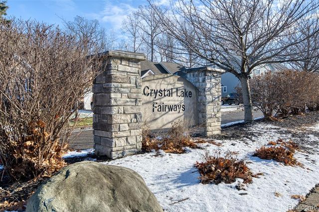 1223 Oaklawn Drive, Pontiac, MI 48341