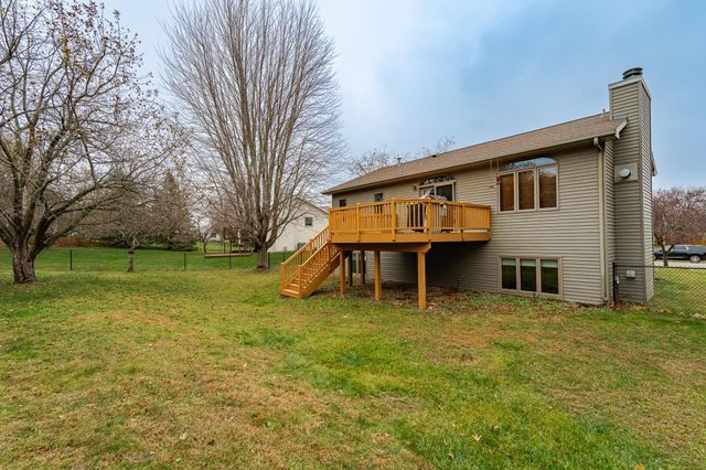 3620 Halling Place SW, Rochester, MN 55902