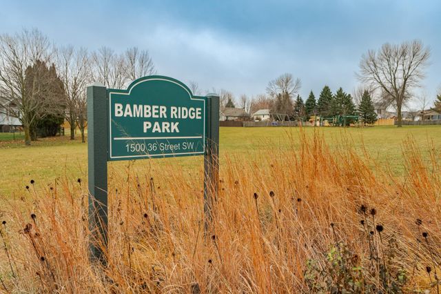 3620 Halling Place SW, Rochester, MN 55902