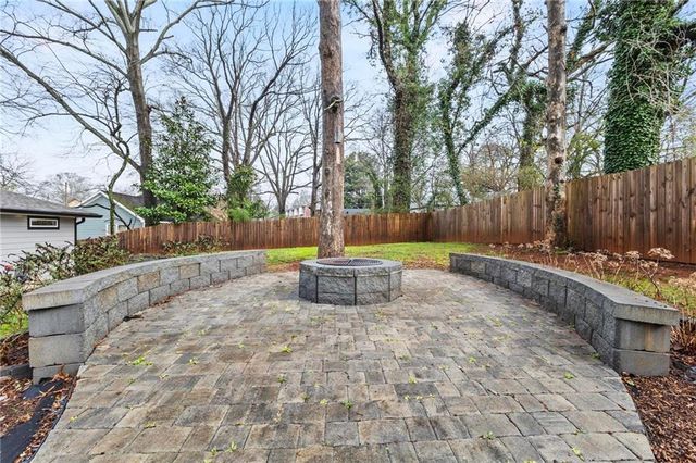 3200 Lowndes Street, East Point, GA 30344