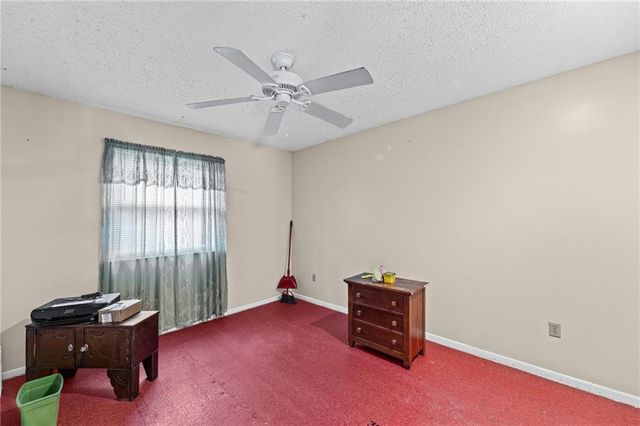 8462 Lane Drive, Raytown, MO 64138