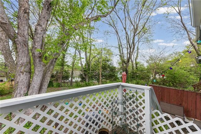 8462 Lane Drive, Raytown, MO 64138