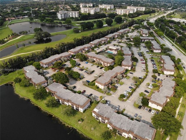 1156 NW 106th Ter 204, Pembroke Pines, FL 33026