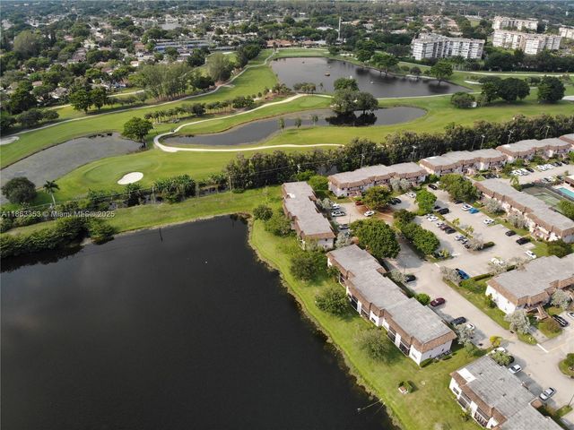 1156 NW 106th Ter 204, Pembroke Pines, FL 33026