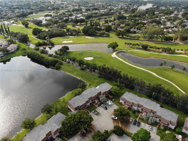 1156 NW 106th Ter 204, Pembroke Pines, FL 33026
