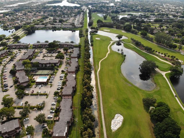1156 NW 106th Ter 204, Pembroke Pines, FL 33026