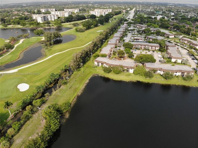 1156 NW 106th Ter 204, Pembroke Pines, FL 33026