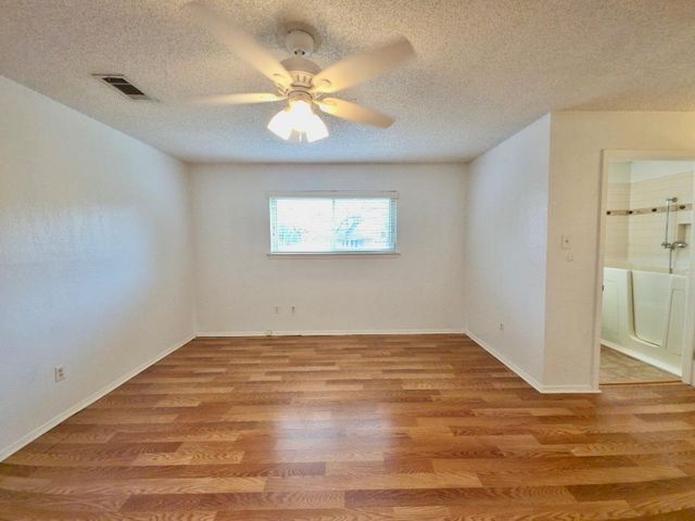 4901 Wing RD, Austin, TX 78749