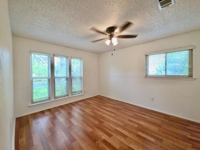 4901 Wing RD, Austin, TX 78749