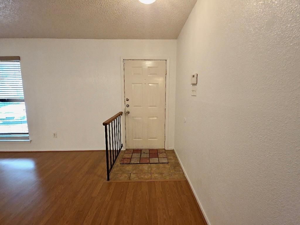 4901 Wing RD, Austin, TX 78749