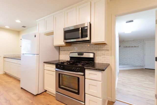 142 Penaranda Dr, Folsom, CA 95630