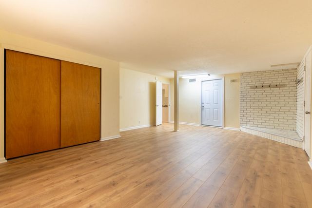 142 Penaranda Dr, Folsom, CA 95630