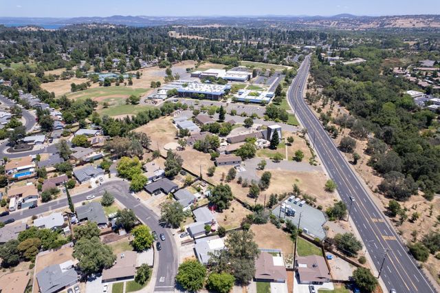 142 Penaranda Dr, Folsom, CA 95630