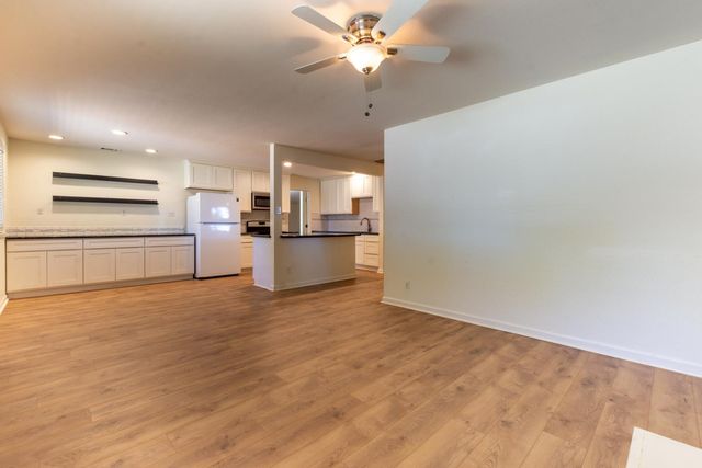 142 Penaranda Dr, Folsom, CA 95630