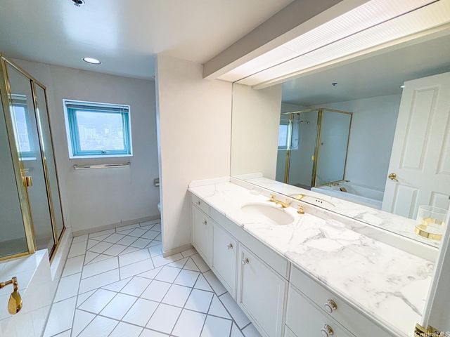 1341 Kapiolani Boulevard 16A, Honolulu, HI 96814