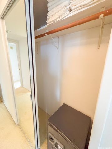 1341 Kapiolani Boulevard 16A, Honolulu, HI 96814