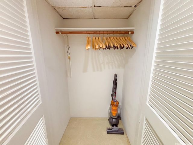 1341 Kapiolani Boulevard 16A, Honolulu, HI 96814