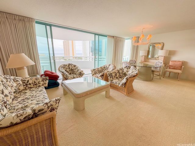 1341 Kapiolani Boulevard 16A, Honolulu, HI 96814