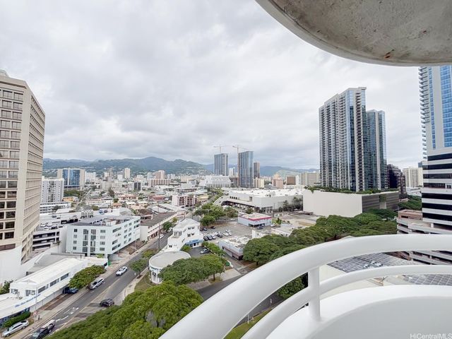 1341 Kapiolani Boulevard 16A, Honolulu, HI 96814