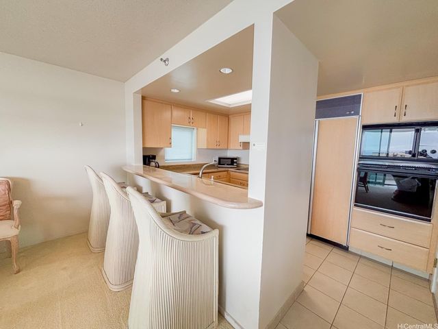 1341 Kapiolani Boulevard 16A, Honolulu, HI 96814